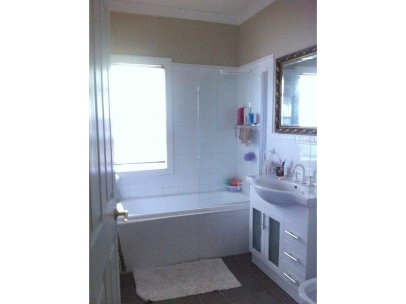 130 Fitzroy Street, Tamworth NSW 2340