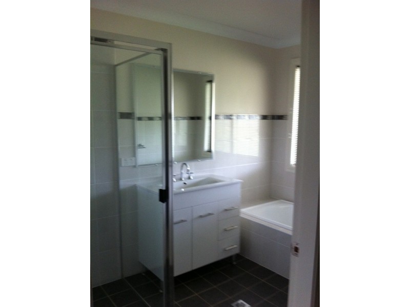 14 Whiporie Close, Tamworth NSW 2340
