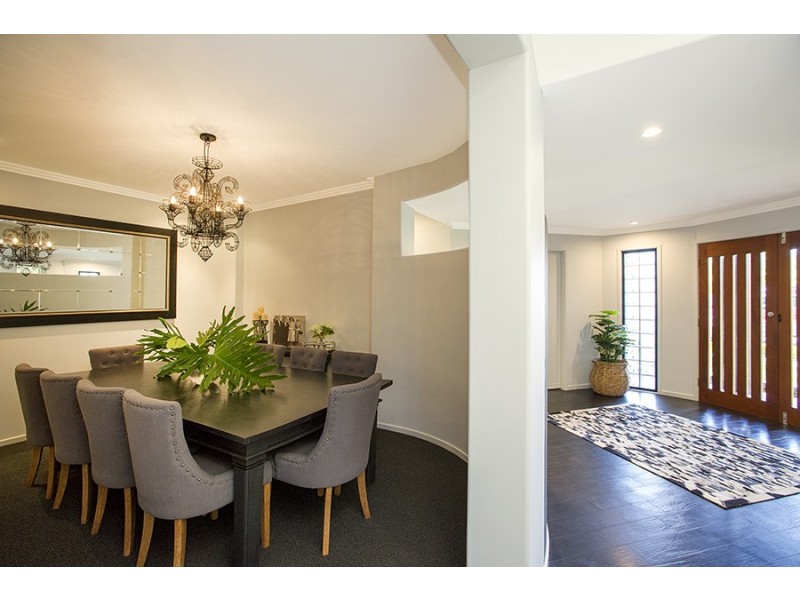 8 The Grange, Tamworth NSW 2340