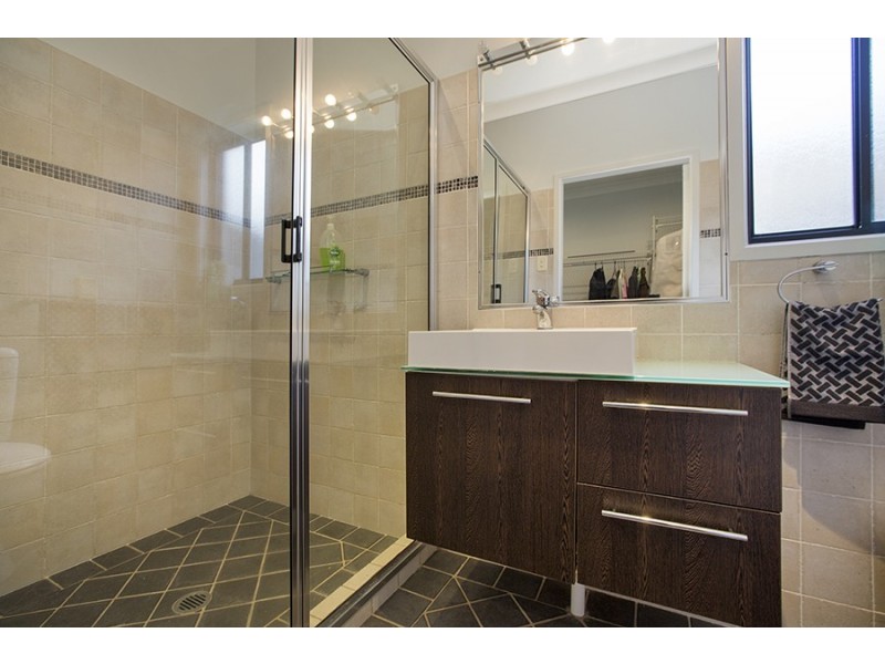 8 The Grange, Tamworth NSW 2340