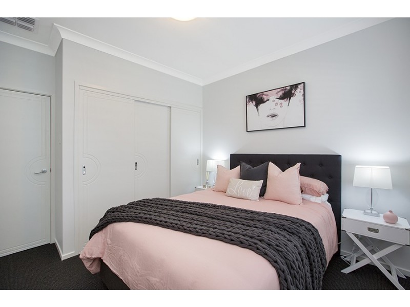 8 The Grange, Tamworth NSW 2340