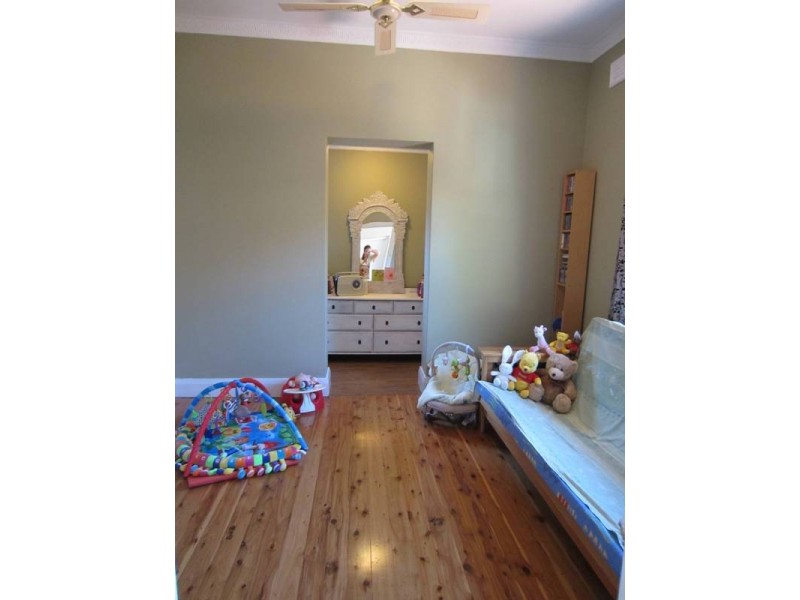 12  Raglan Street, Tamworth NSW 2340
