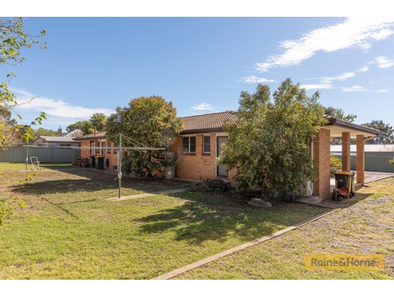 43 GIPPS STREET, Tamworth NSW 2340