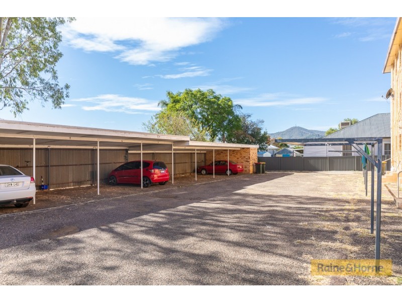 43 GIPPS STREET, Tamworth NSW 2340