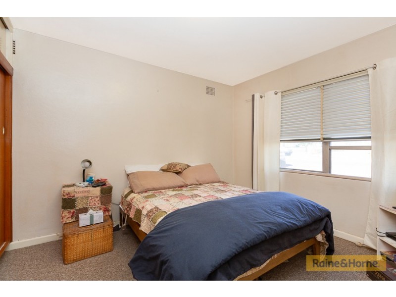 43 GIPPS STREET, Tamworth NSW 2340