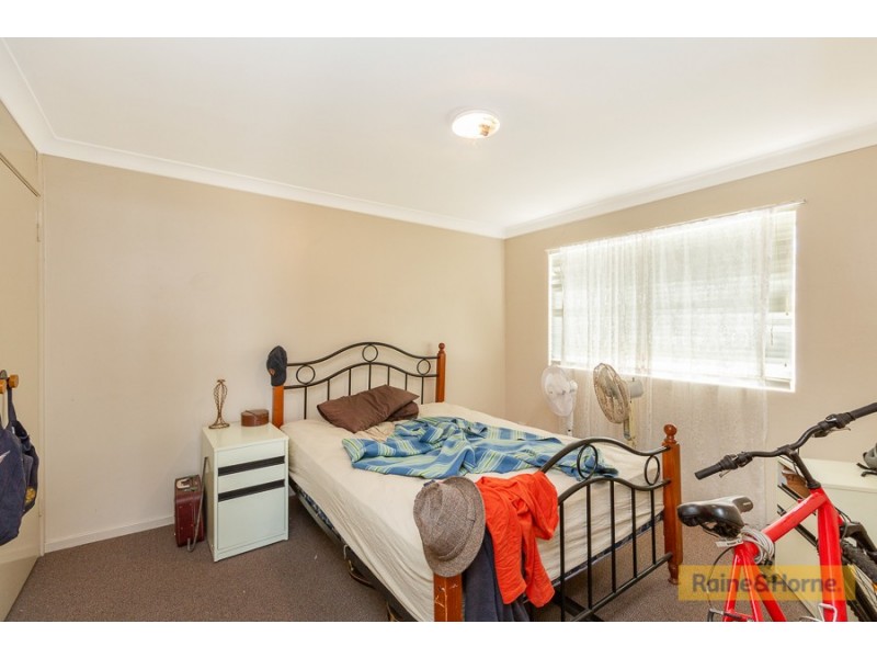 43 GIPPS STREET, Tamworth NSW 2340