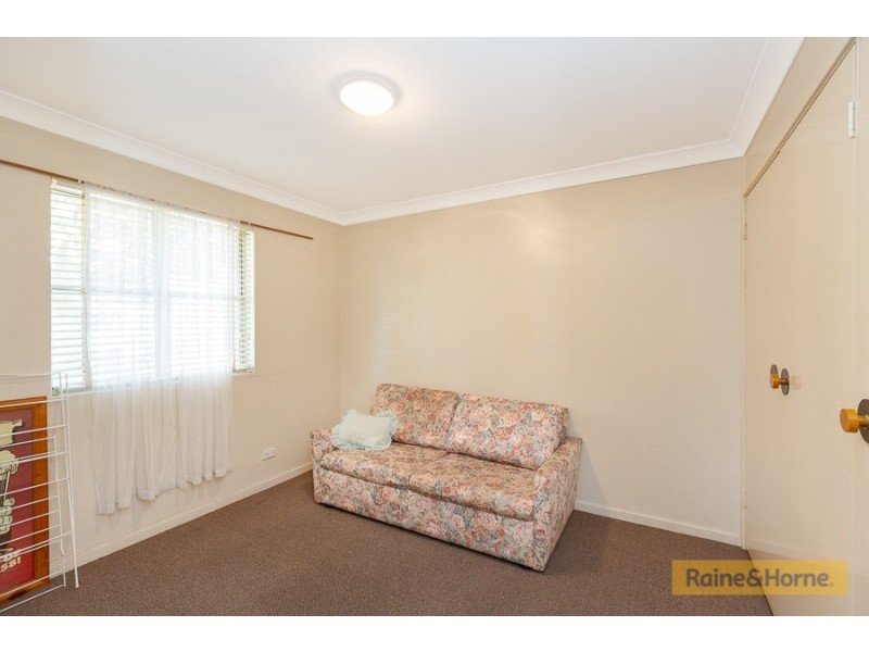 43 GIPPS STREET, Tamworth NSW 2340