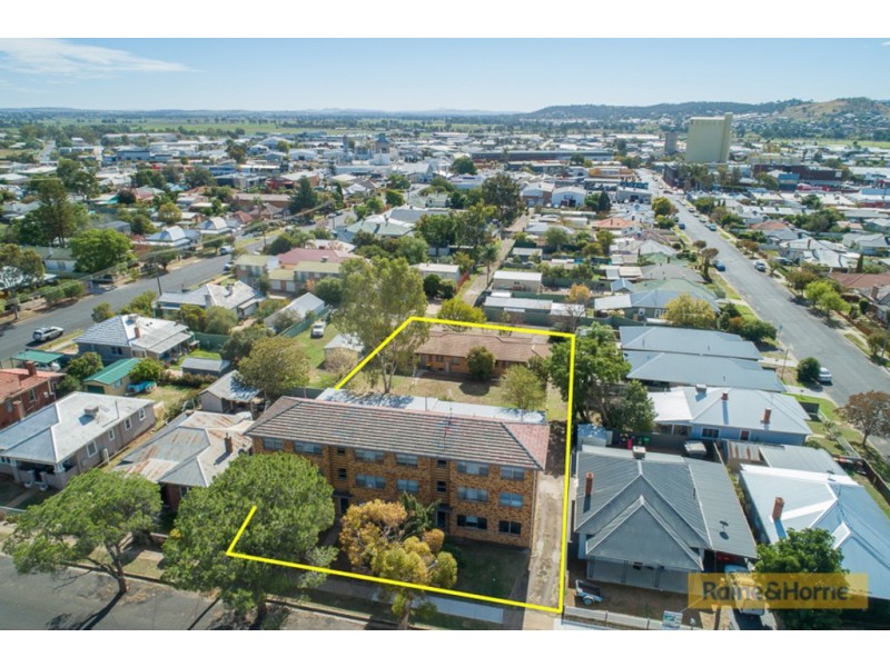 43 GIPPS STREET, Tamworth NSW 2340