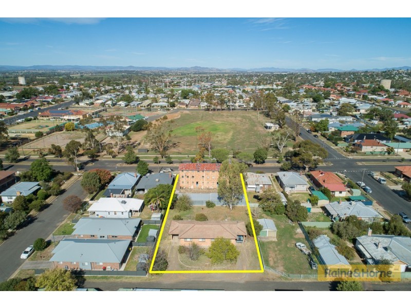 43 GIPPS STREET, Tamworth NSW 2340