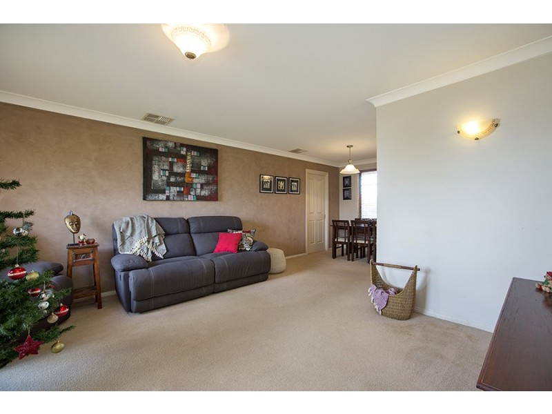 3 Milpara Crt, Tamworth NSW 2340