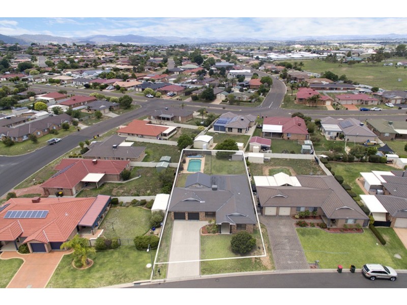 3 Milpara Crt, Tamworth NSW 2340