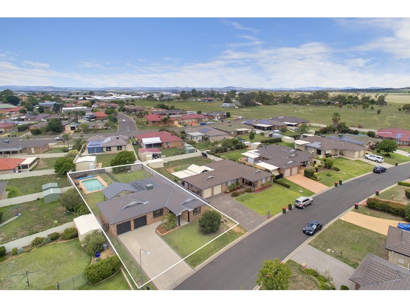 3 Milpara Crt, Tamworth NSW 2340