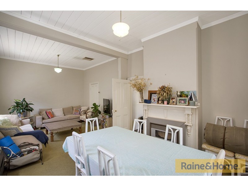 52 White street, Tamworth NSW 2340