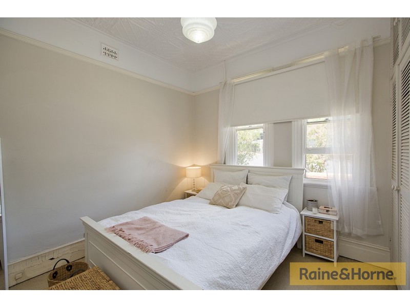 52 White street, Tamworth NSW 2340