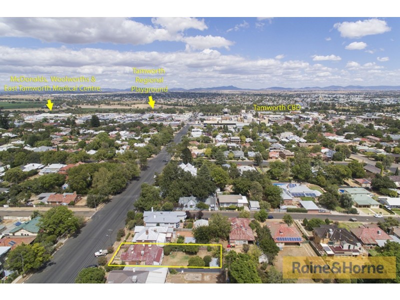 52 White street, Tamworth NSW 2340