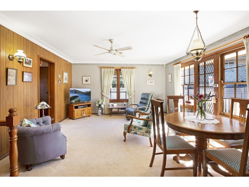 12 Minnamurra Cres, Tamworth NSW 2340