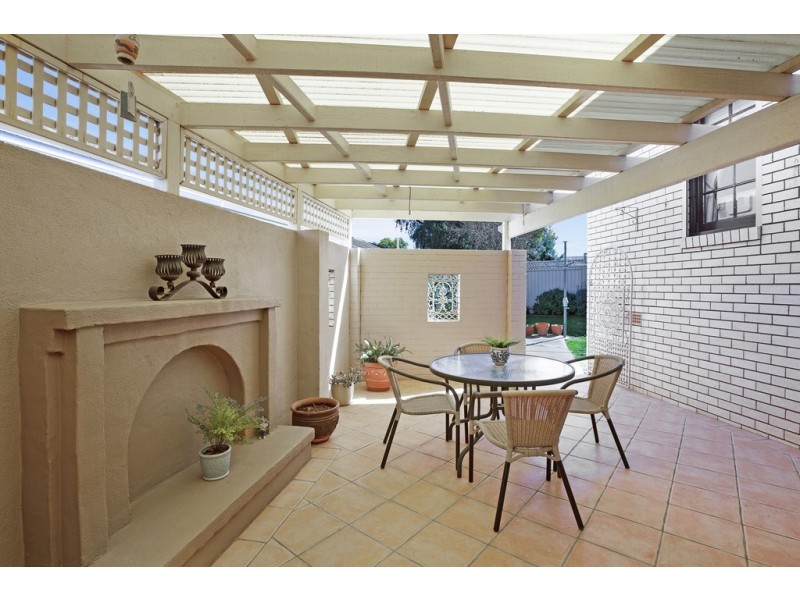 12 Minnamurra Cres, Tamworth NSW 2340