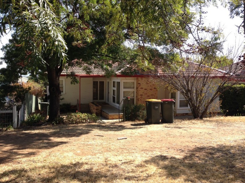 31 Raglan Street, Tamworth NSW 2340