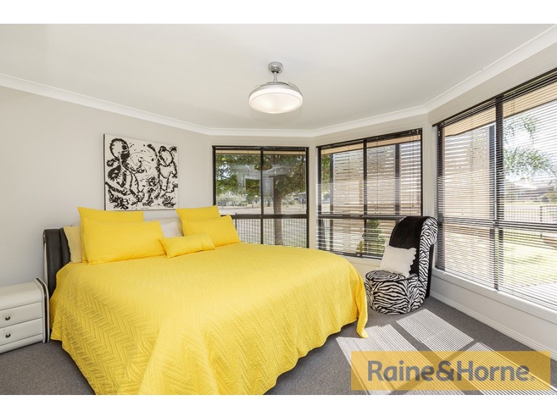 70 The Grange, Tamworth NSW 2340