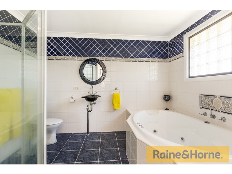 70 The Grange, Tamworth NSW 2340