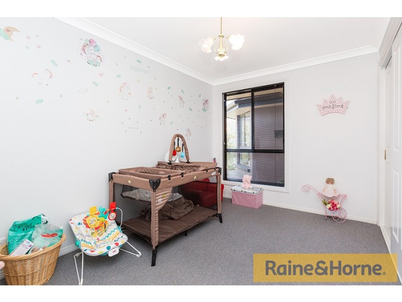 70 The Grange, Tamworth NSW 2340