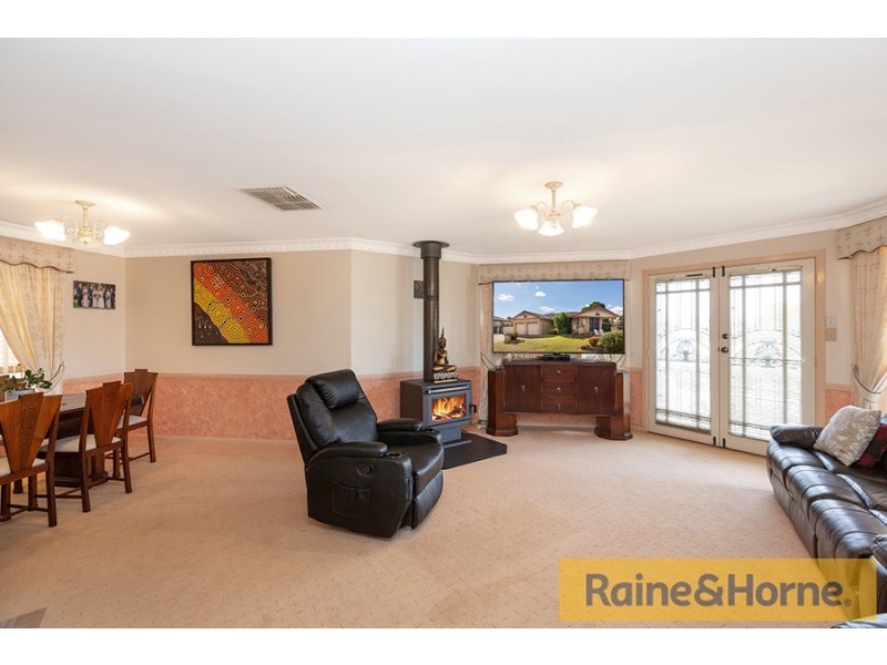 4 Clancy Court, Tamworth NSW 2340