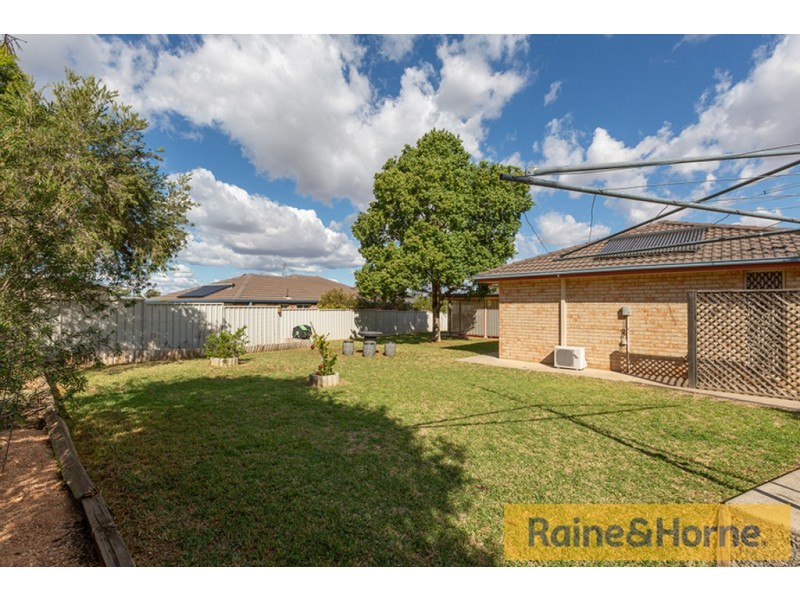 4 Clancy Court, Tamworth NSW 2340
