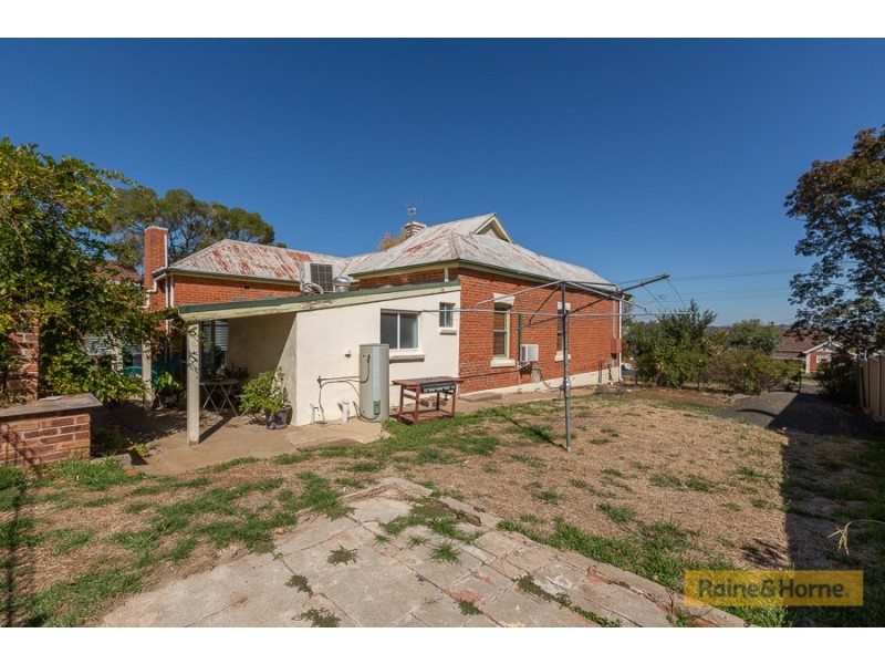 4/168 Carthage Street, Tamworth NSW 2340