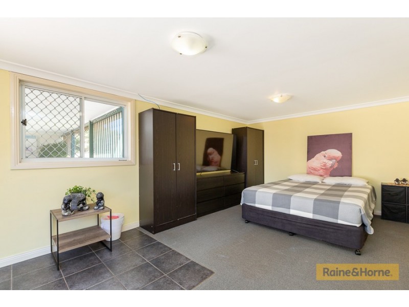 16 Edinburgh Avenue, Tamworth NSW 2340