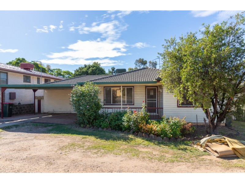 70 Wilburtree Street, Tamworth NSW 2340