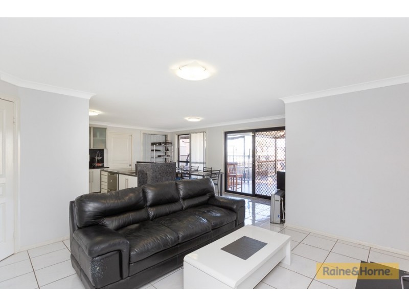 94 The Heights, Tamworth NSW 2340