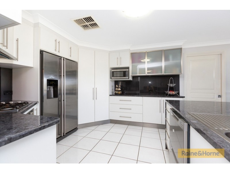94 The Heights, Tamworth NSW 2340