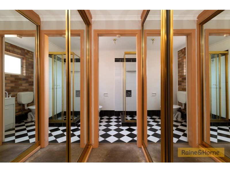 27 Peregrine Ave, Tamworth NSW 2340