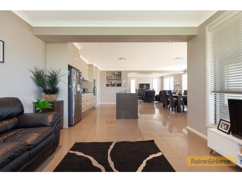 25 Peak Drive, Tamworth NSW 2340