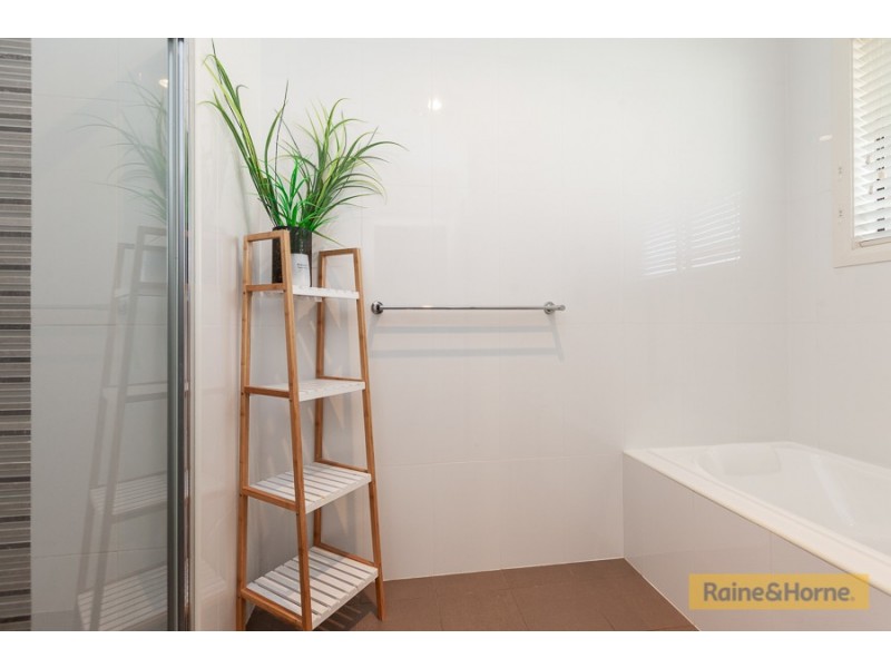 25 Peak Drive, Tamworth NSW 2340