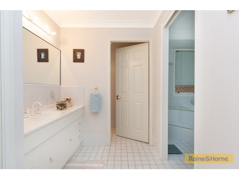 15a Bandalong Street, Tamworth NSW 2340