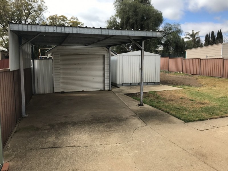 92 Denison Street, Tamworth NSW 2340