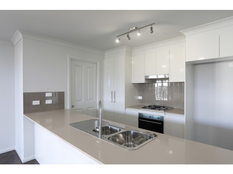 4 a and b Appaloosa Place, Tamworth NSW 2340