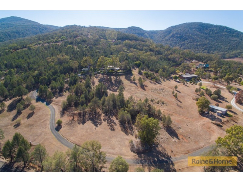 76 Stirling Road, Tamworth NSW 2340