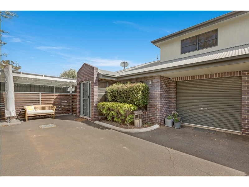 2/1a Lae Avenue, Tamworth NSW 2340