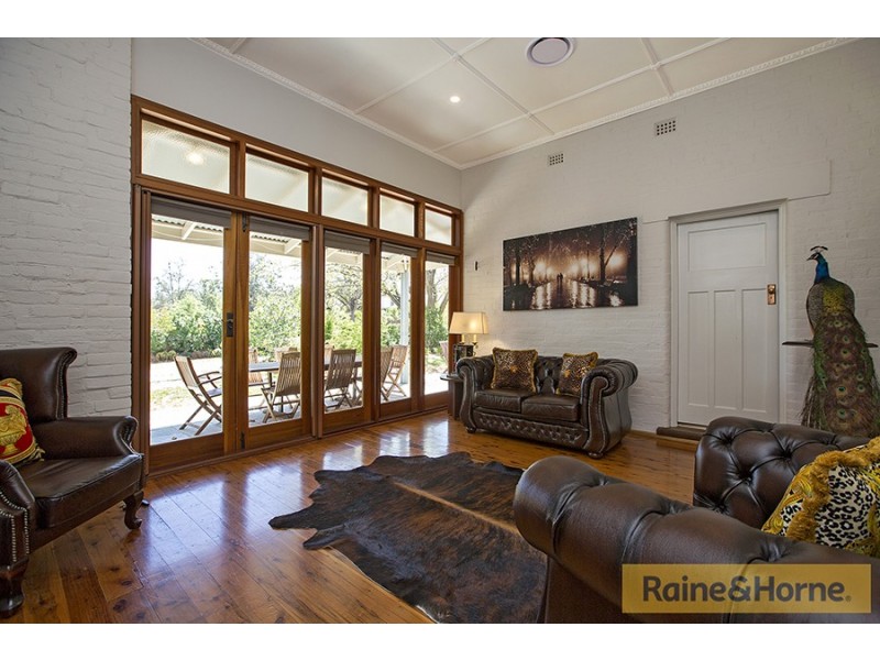 “Ardlethan” Fitzroy Street, Tamworth NSW 2340