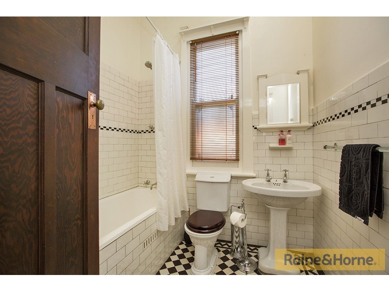 “Ardlethan” Fitzroy Street, Tamworth NSW 2340