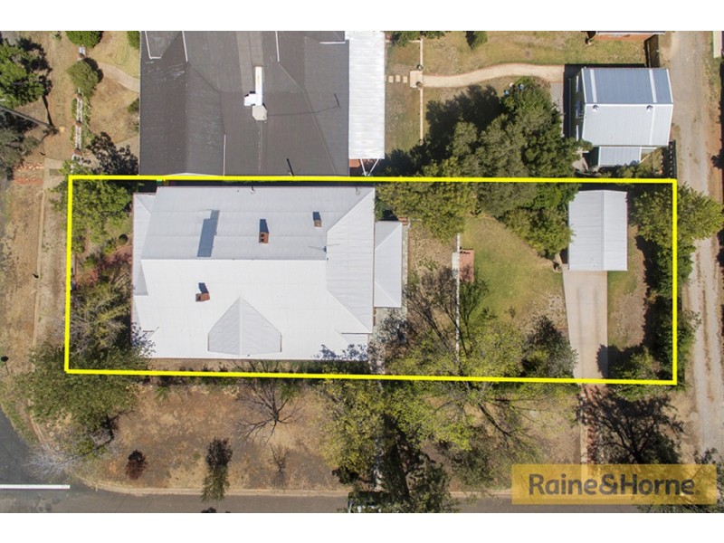 “Ardlethan” Fitzroy Street, Tamworth NSW 2340