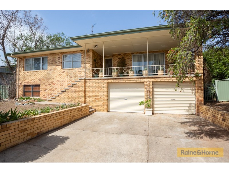 7 Minnamurra Crescent, Tamworth NSW 2340