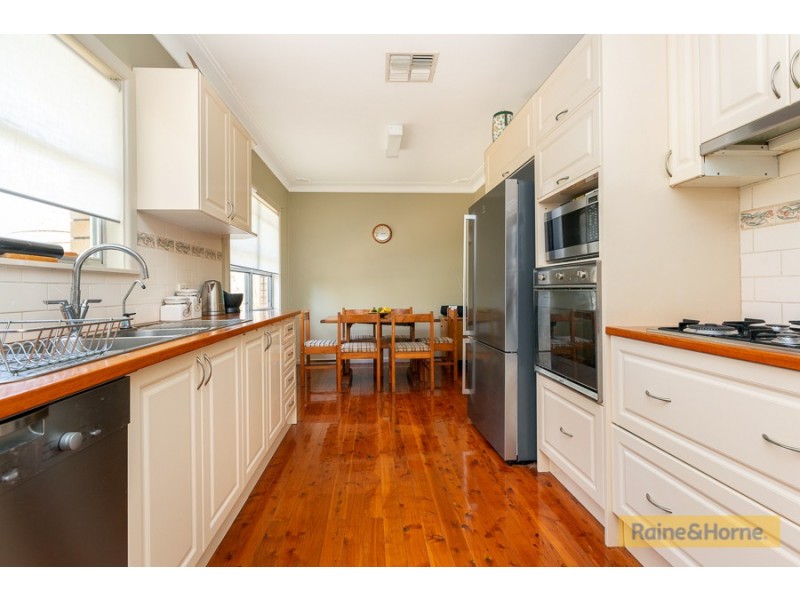 7 Minnamurra Crescent, Tamworth NSW 2340
