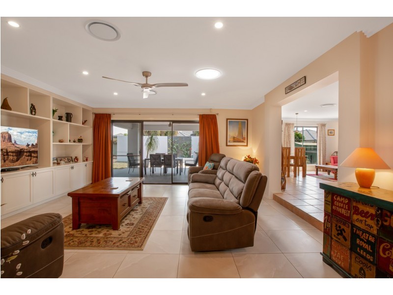 27 The Grange, Tamworth NSW 2340