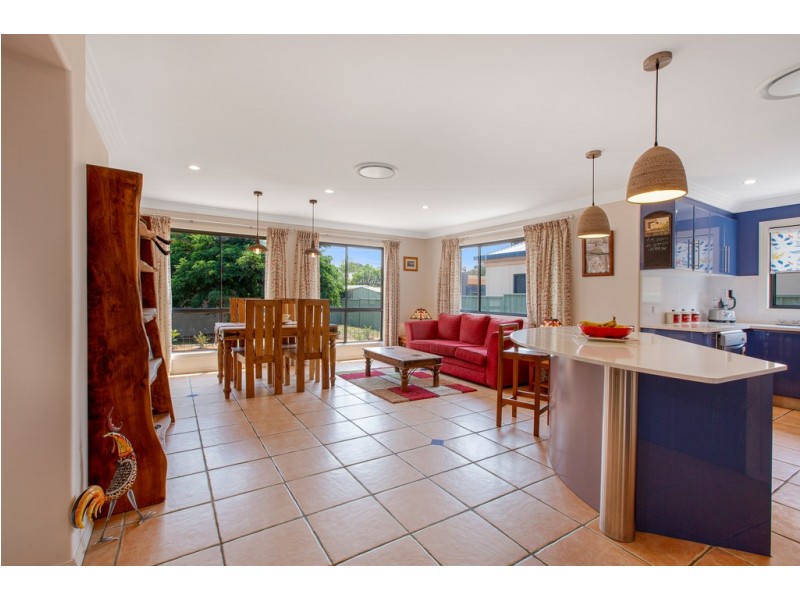 27 The Grange, Tamworth NSW 2340