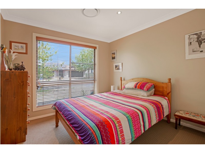 27 The Grange, Tamworth NSW 2340