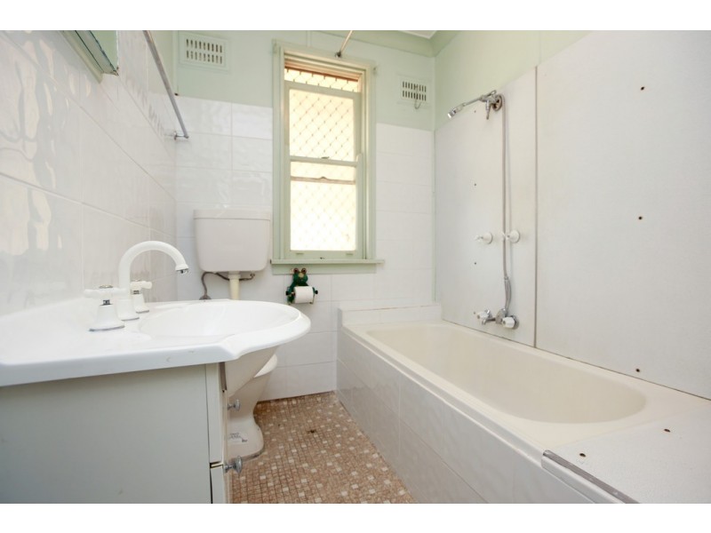 156 Robert Street, South Tamworth NSW 2340