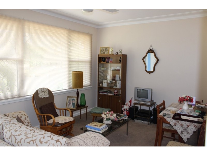 2/17 Diane Street, Tamworth NSW 2340